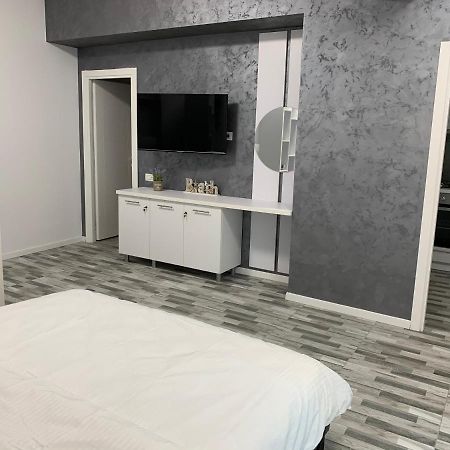 Aparthotel Apartament Alexandra à Mamaia Extérieur photo